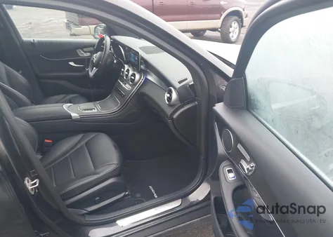 2022 Mercedes-Benz Glc 300 4Matic Suv z USA, uszkodzony, nr VIN W1N0G8EB2NV394933